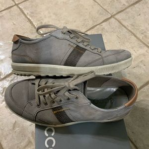 COPY - Mens ECCO lace up, size 42 = size 8/8.5